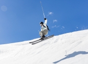 开云足球直播-红牛二队逆袭之夜，力克哈斯，勒克莱尔惊艳四座书写F1新篇章