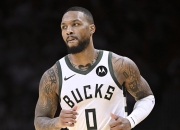 开云体育平台APP-关于勇士险胜美国男篮，克莱爆发神勇的信息