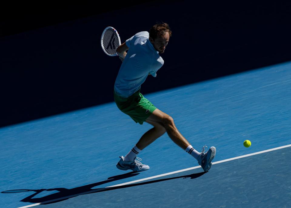 关于英国网球队强势澳大利亚网球队，梅德韦杰夫制霸全场的信息