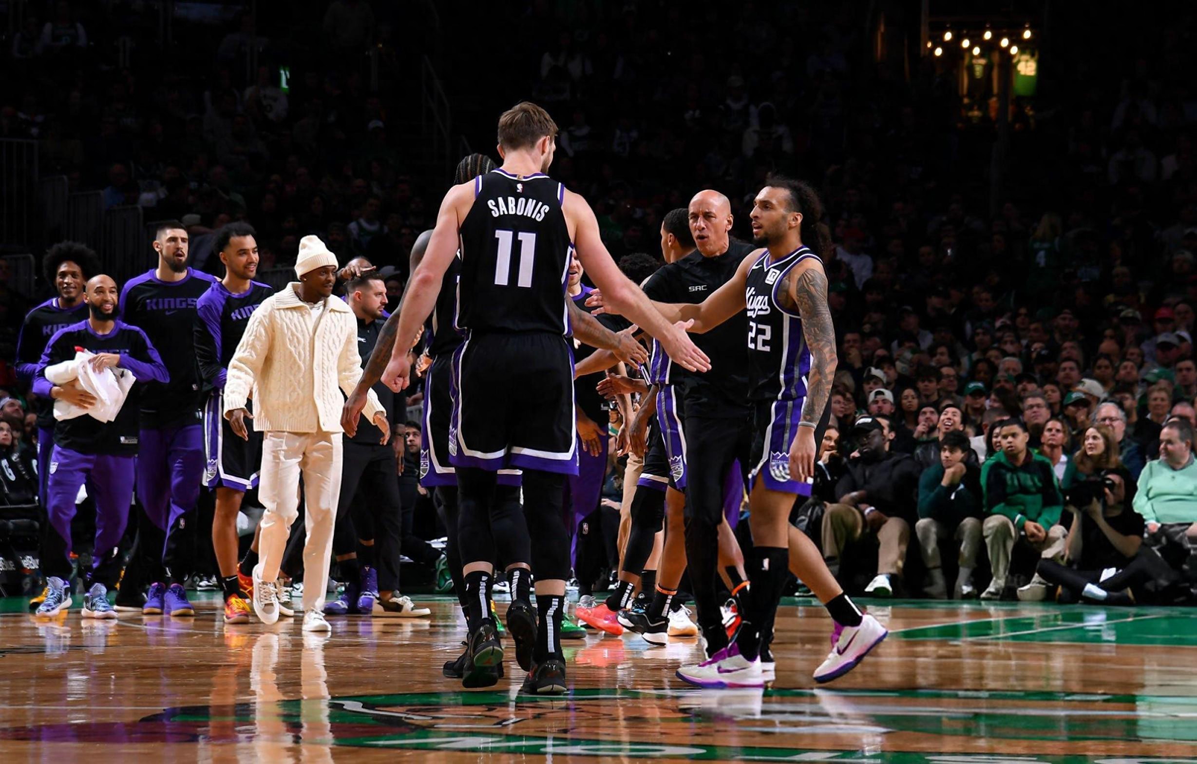 国王绝杀76人，西蒙斯绝境逆转的简单介绍