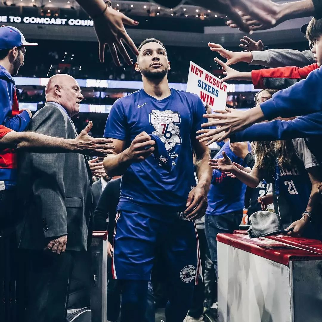 包含篮网逆袭战胜老鹰，艾弗森全能表现的词条