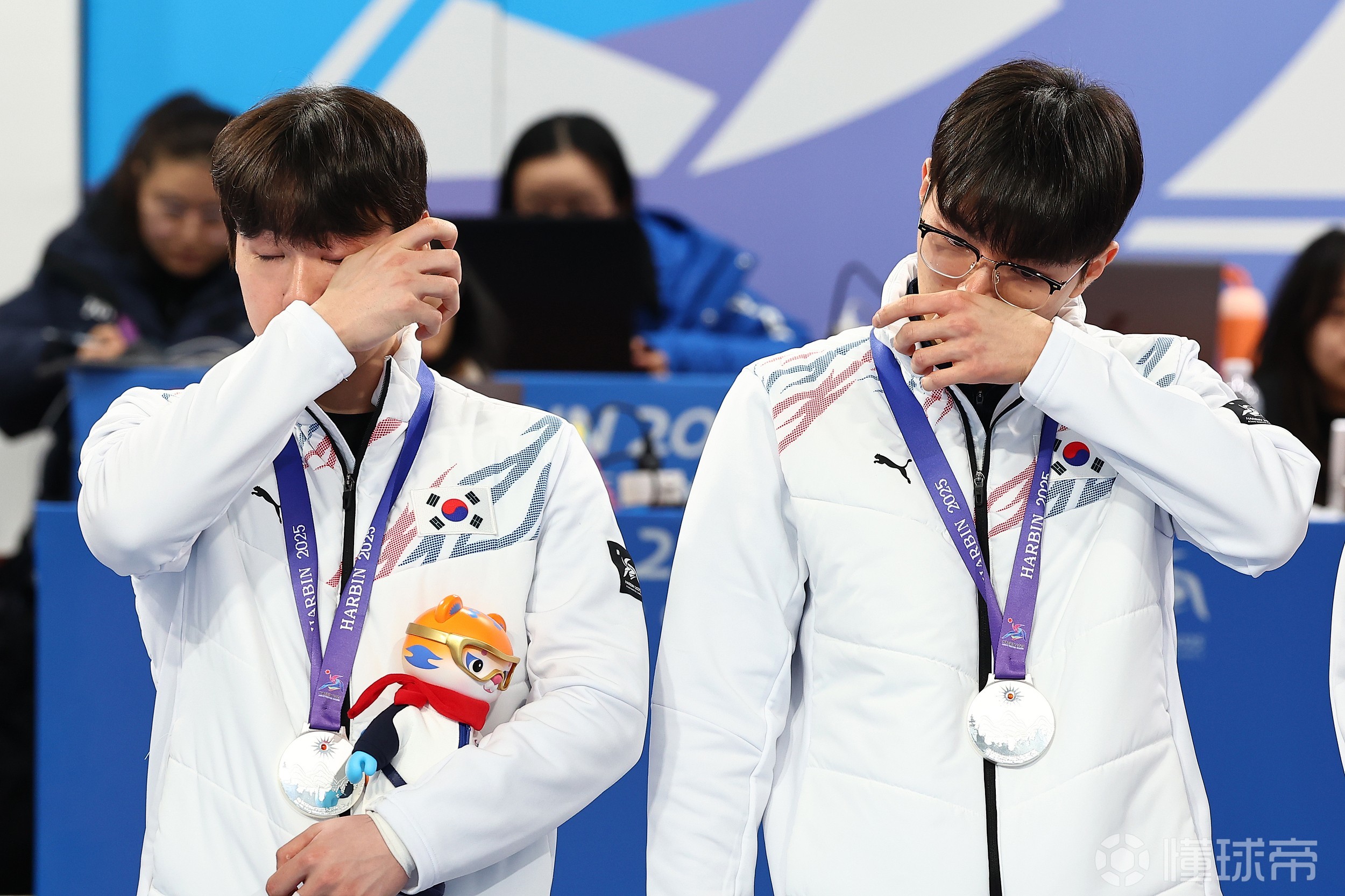 新人崭露头角，韩国团体摔跤选手包揽冠军的简单介绍