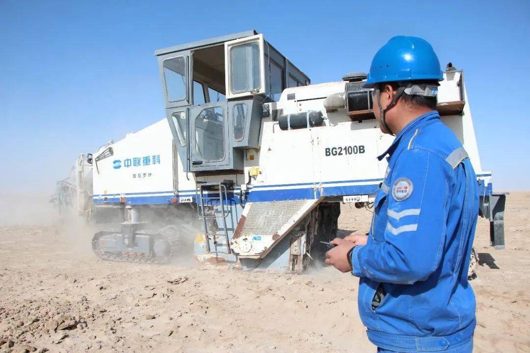 关于进攻防守合力，奠定胜利基石的信息