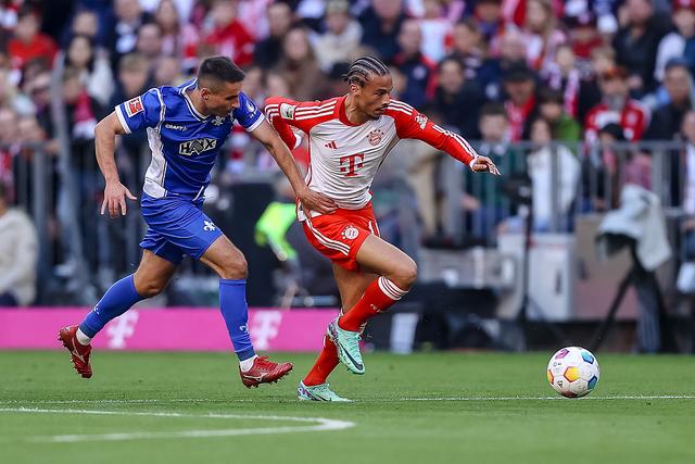 加拿大强势巴黎，德利赫特完成帽子戏法的简单介绍