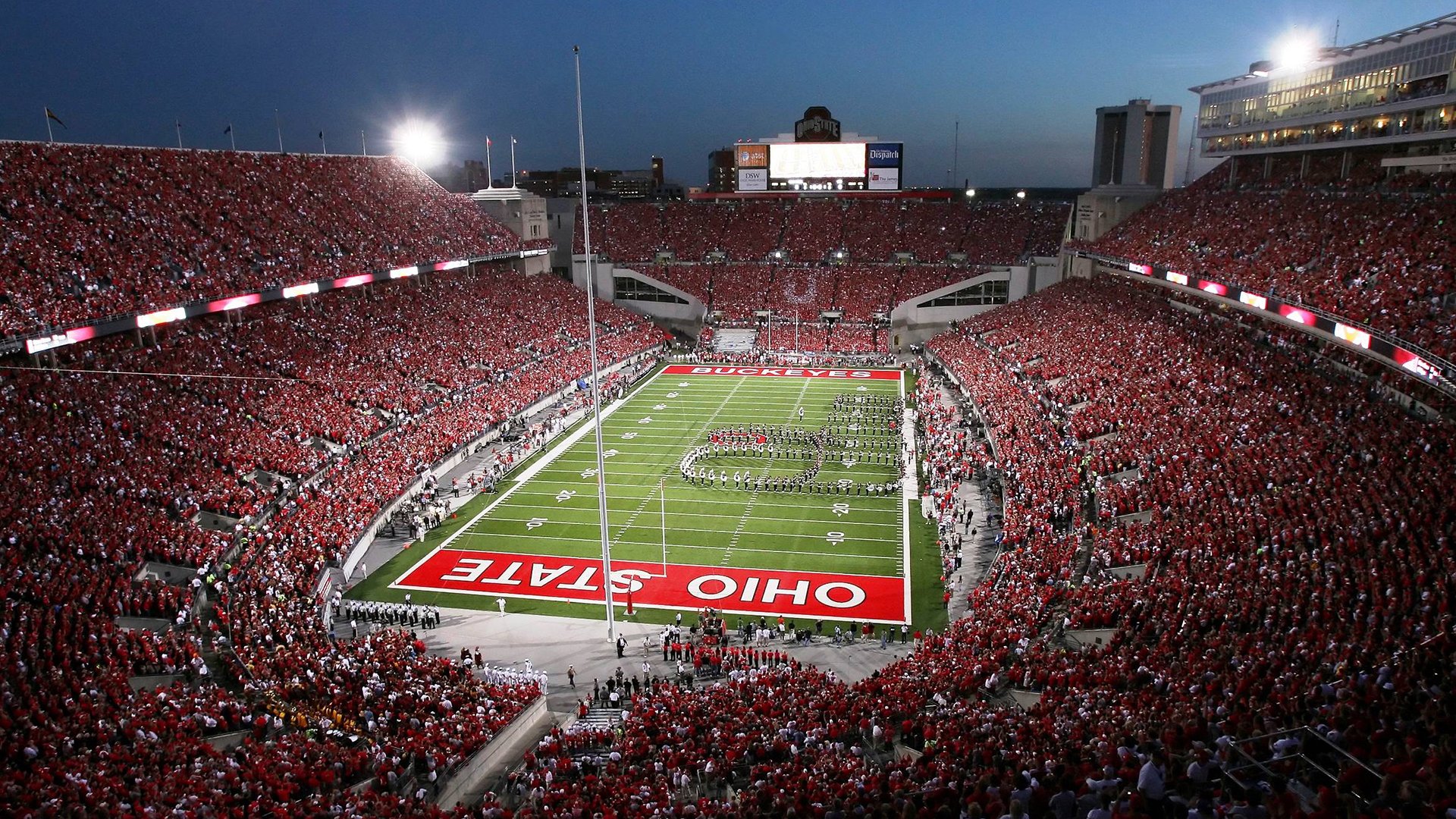 库里展现巨星价值，老鹰击溃森林狼，一场关于领袖与团队的全景解读