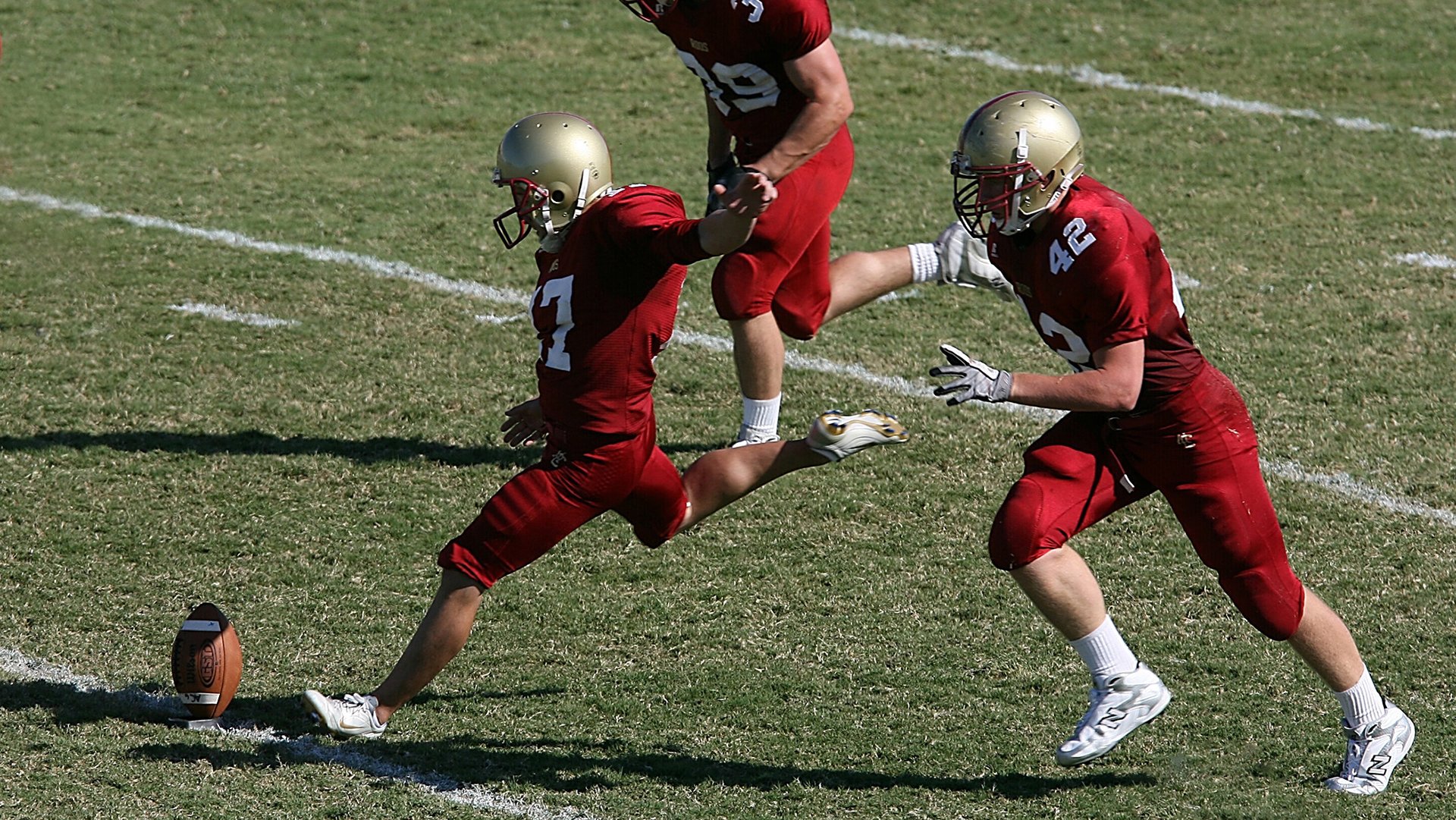 绿茵东西，当伊拉克铁血防线遭遇塞维利亚艺术，本泽马的杀伤哲学如何跨越时空？